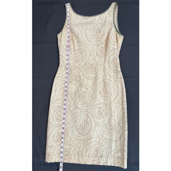 Fendi Sleeveless Cream Ivory Sheath Dress IT40 US4 Lagerfeld Camellia Flower - Picture 5 of 7
